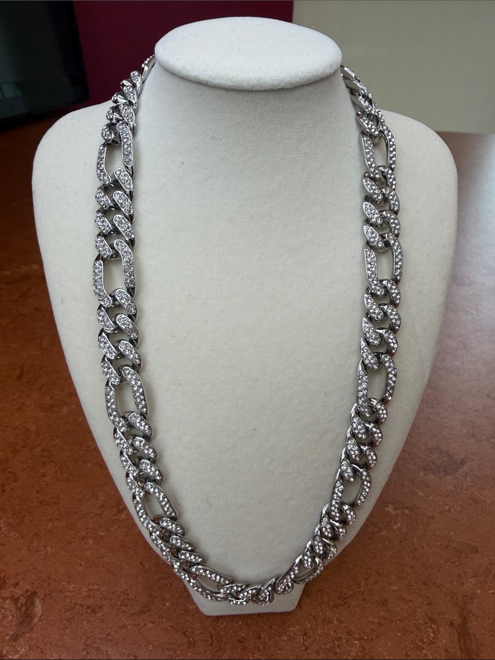 Silver 20in Figaro Chain w/VVSCZ Jewels